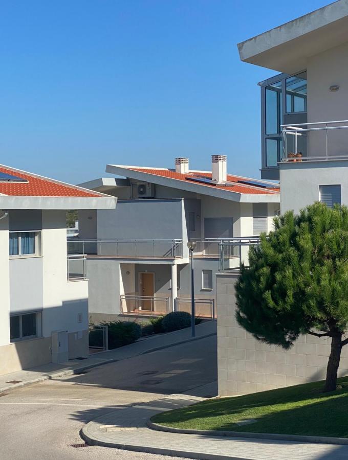 Villa With Views Over The Atlantic Ocean And Swimming Pool Famalicao Экстерьер фото