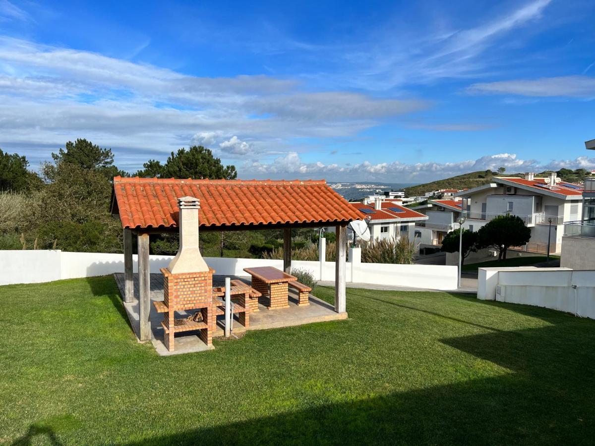 Villa With Views Over The Atlantic Ocean And Swimming Pool Famalicao Экстерьер фото